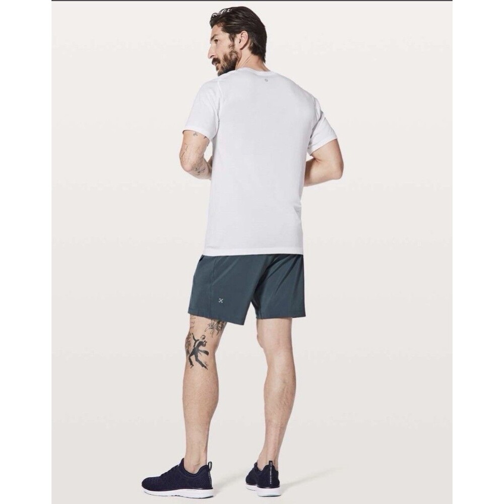 Lululemon Men’s T.H.E. Short Linerless 7" Iron Blue Size Large